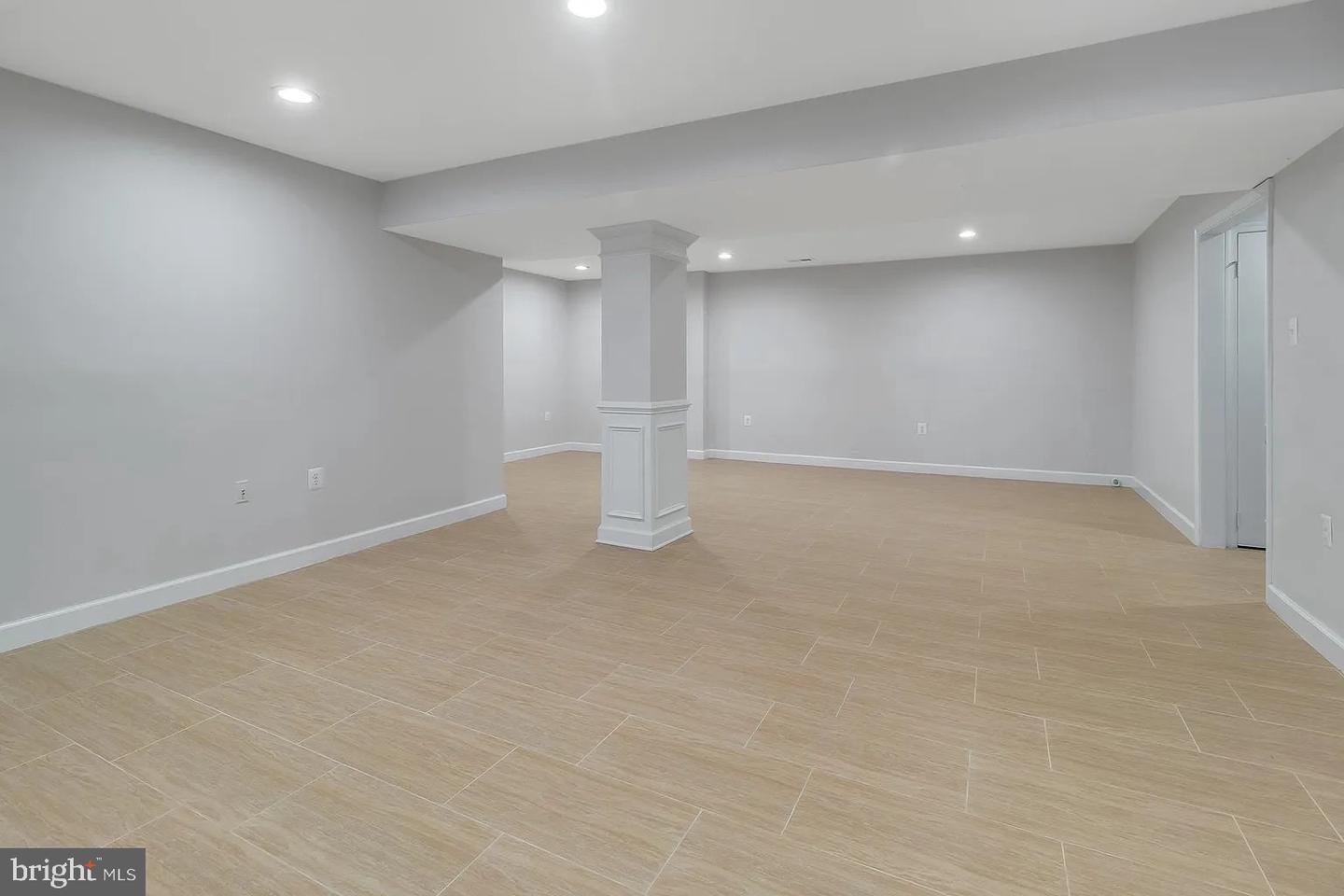 5503 CHESTERMILL CT, FAIRFAX, Virginia 22030, 4 Bedrooms Bedrooms, ,3 BathroomsBathrooms,Residential,For sale,5503 CHESTERMILL CT,VAFX2241726 MLS # VAFX2241726