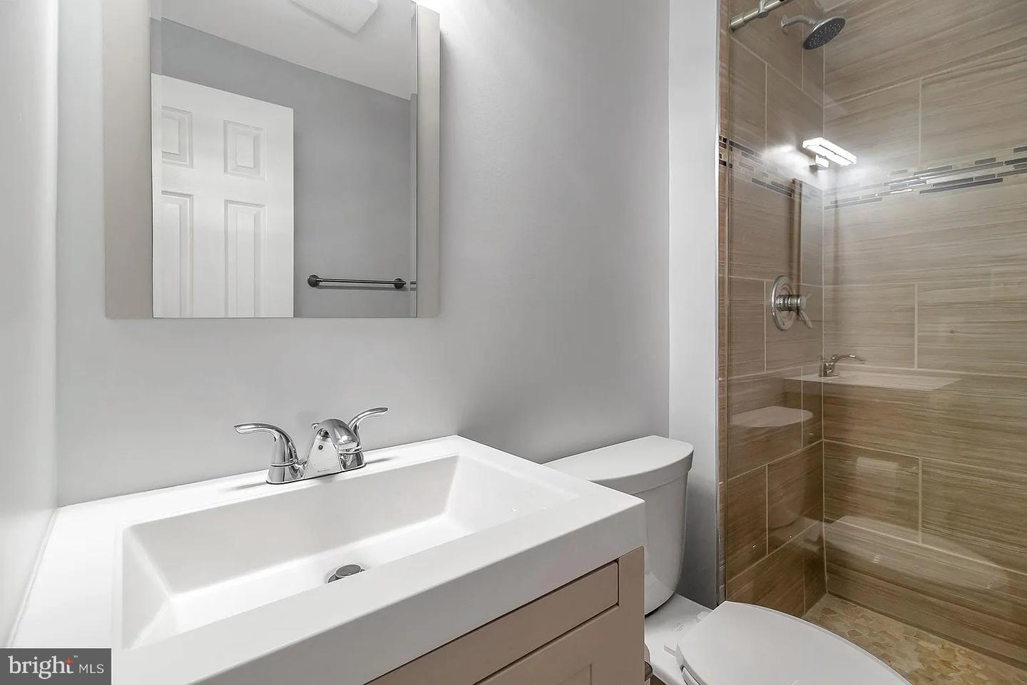 5503 CHESTERMILL CT, FAIRFAX, Virginia 22030, 4 Bedrooms Bedrooms, ,3 BathroomsBathrooms,Residential,For sale,5503 CHESTERMILL CT,VAFX2241726 MLS # VAFX2241726