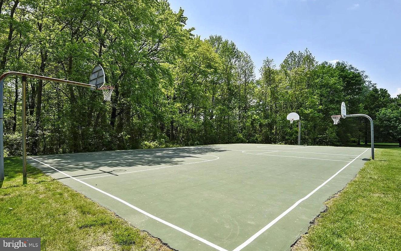 5503 CHESTERMILL CT, FAIRFAX, Virginia 22030, 4 Bedrooms Bedrooms, ,3 BathroomsBathrooms,Residential,For sale,5503 CHESTERMILL CT,VAFX2241726 MLS # VAFX2241726