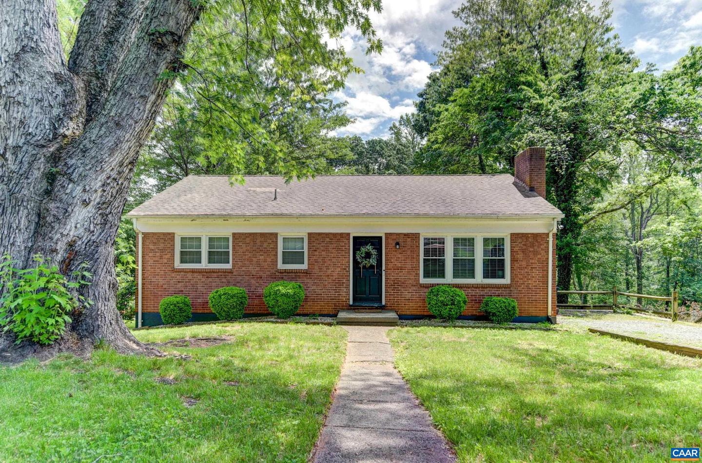 1026 OAKMONT CIR, LYNCHBURG, Virginia 24502, 3 Bedrooms Bedrooms, ,1 BathroomBathrooms,Residential,For sale,1026 OAKMONT CIR,664680 MLS # 664680