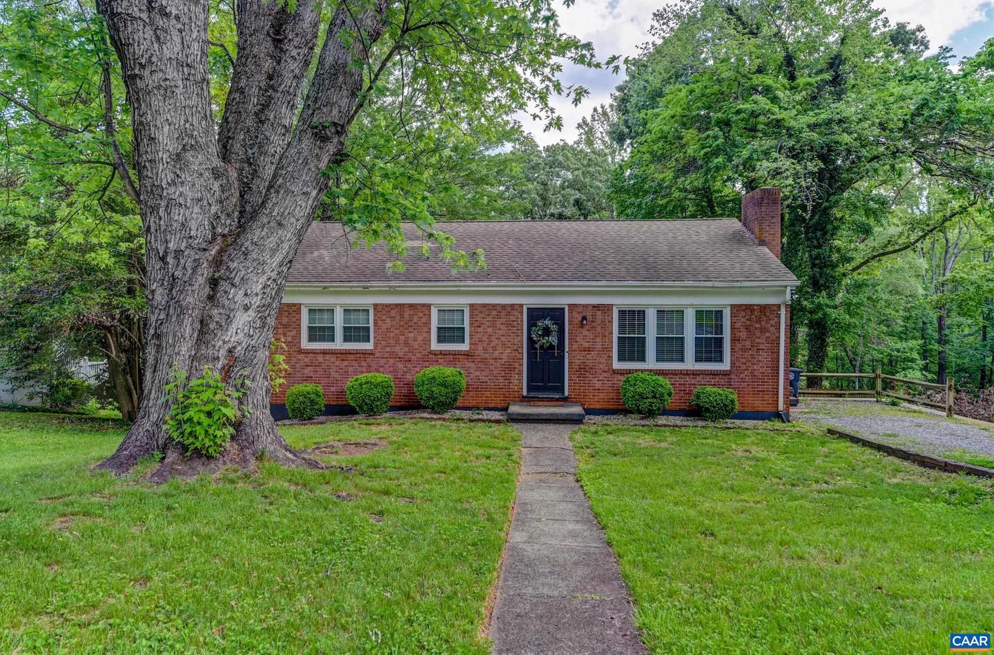 1026 OAKMONT CIR, LYNCHBURG, Virginia 24502, 3 Bedrooms Bedrooms, ,1 BathroomBathrooms,Residential,For sale,1026 OAKMONT CIR,664680 MLS # 664680