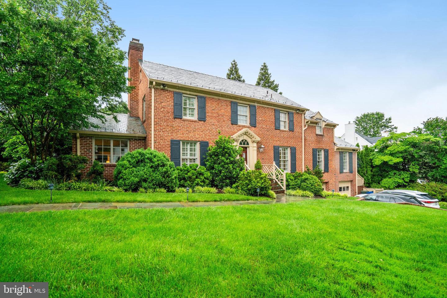 4629 32ND RD N, ARLINGTON, Virginia 22207, 5 Bedrooms Bedrooms, ,4 BathroomsBathrooms,Residential,For sale,4629 32ND RD N,VAAR2057702 MLS # VAAR2057702