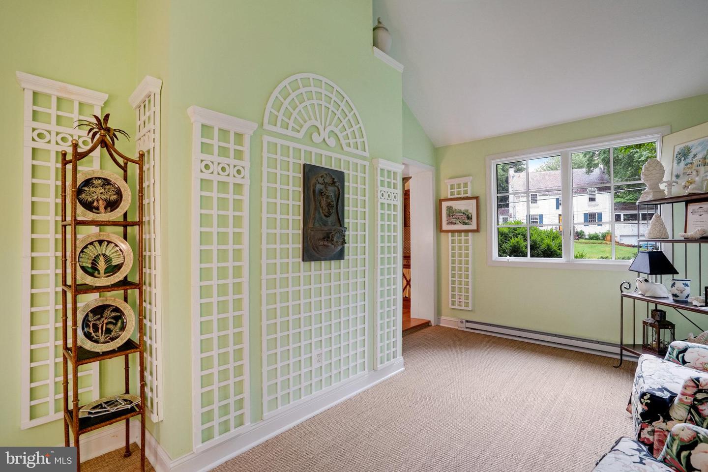 4629 32ND RD N, ARLINGTON, Virginia 22207, 5 Bedrooms Bedrooms, ,4 BathroomsBathrooms,Residential,For sale,4629 32ND RD N,VAAR2057702 MLS # VAAR2057702