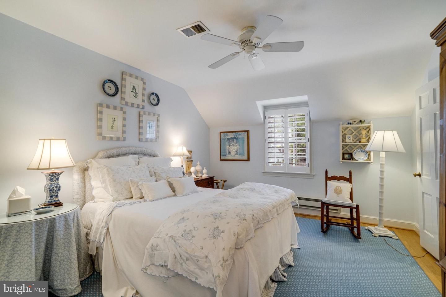 4629 32ND RD N, ARLINGTON, Virginia 22207, 5 Bedrooms Bedrooms, ,4 BathroomsBathrooms,Residential,For sale,4629 32ND RD N,VAAR2057702 MLS # VAAR2057702