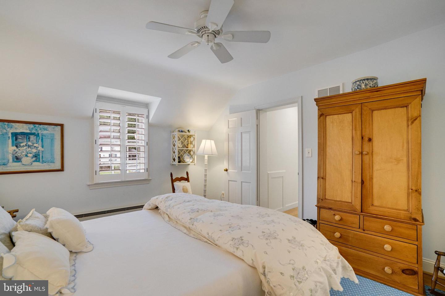 4629 32ND RD N, ARLINGTON, Virginia 22207, 5 Bedrooms Bedrooms, ,4 BathroomsBathrooms,Residential,For sale,4629 32ND RD N,VAAR2057702 MLS # VAAR2057702