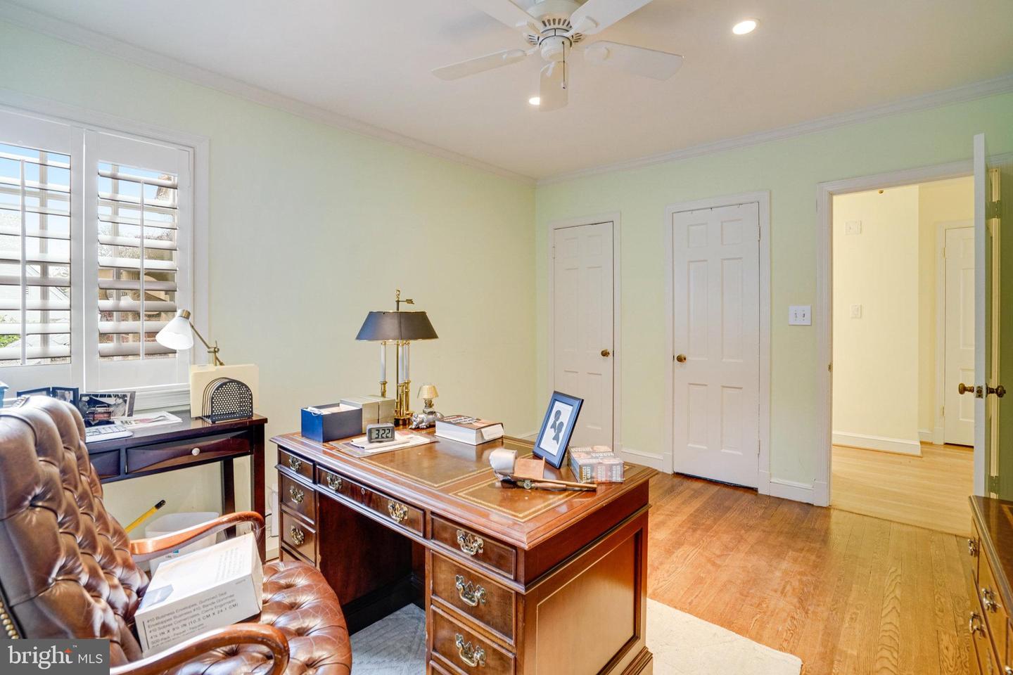 4629 32ND RD N, ARLINGTON, Virginia 22207, 5 Bedrooms Bedrooms, ,4 BathroomsBathrooms,Residential,For sale,4629 32ND RD N,VAAR2057702 MLS # VAAR2057702