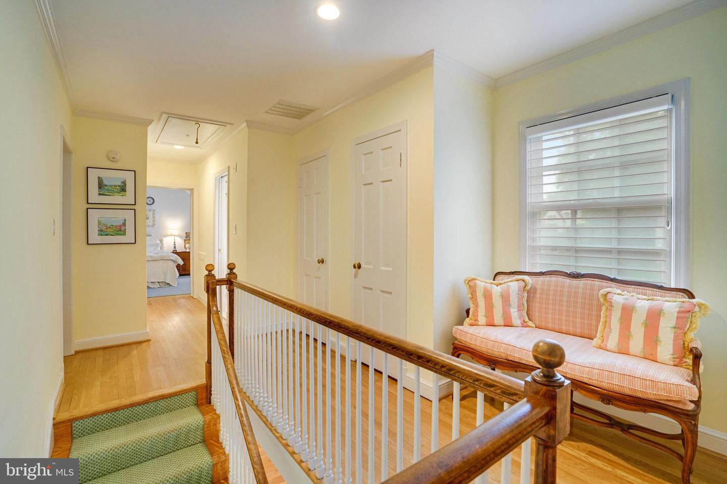 4629 32ND RD N, ARLINGTON, Virginia 22207, 5 Bedrooms Bedrooms, ,4 BathroomsBathrooms,Residential,For sale,4629 32ND RD N,VAAR2057702 MLS # VAAR2057702