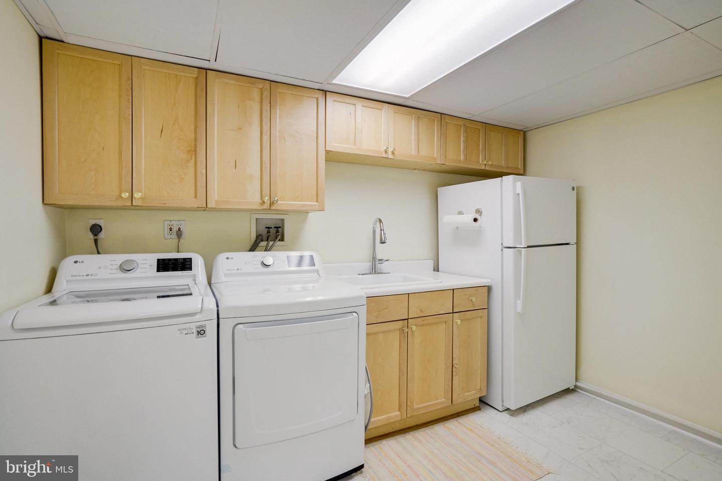 4629 32ND RD N, ARLINGTON, Virginia 22207, 5 Bedrooms Bedrooms, ,4 BathroomsBathrooms,Residential,For sale,4629 32ND RD N,VAAR2057702 MLS # VAAR2057702