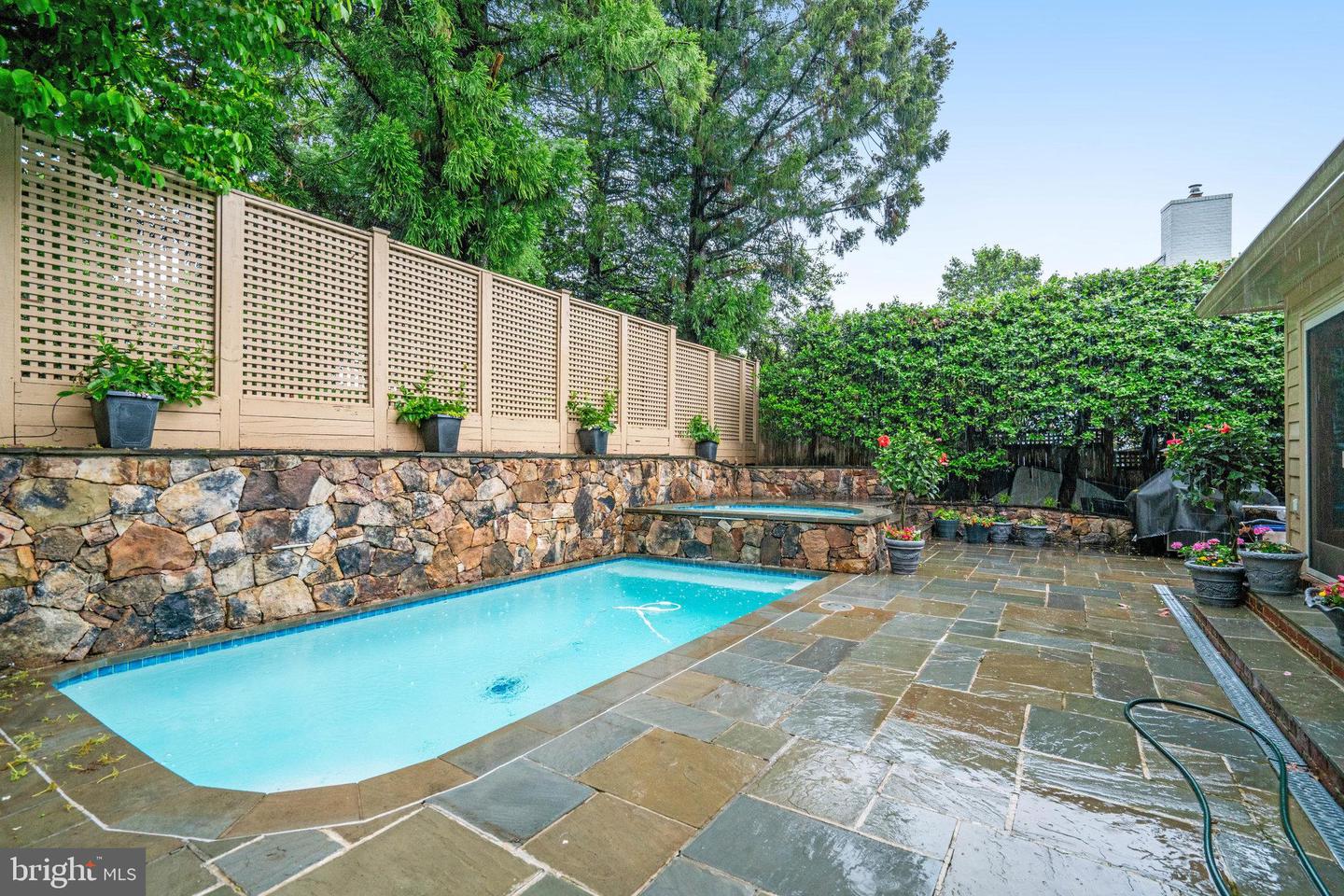4629 32ND RD N, ARLINGTON, Virginia 22207, 5 Bedrooms Bedrooms, ,4 BathroomsBathrooms,Residential,For sale,4629 32ND RD N,VAAR2057702 MLS # VAAR2057702
