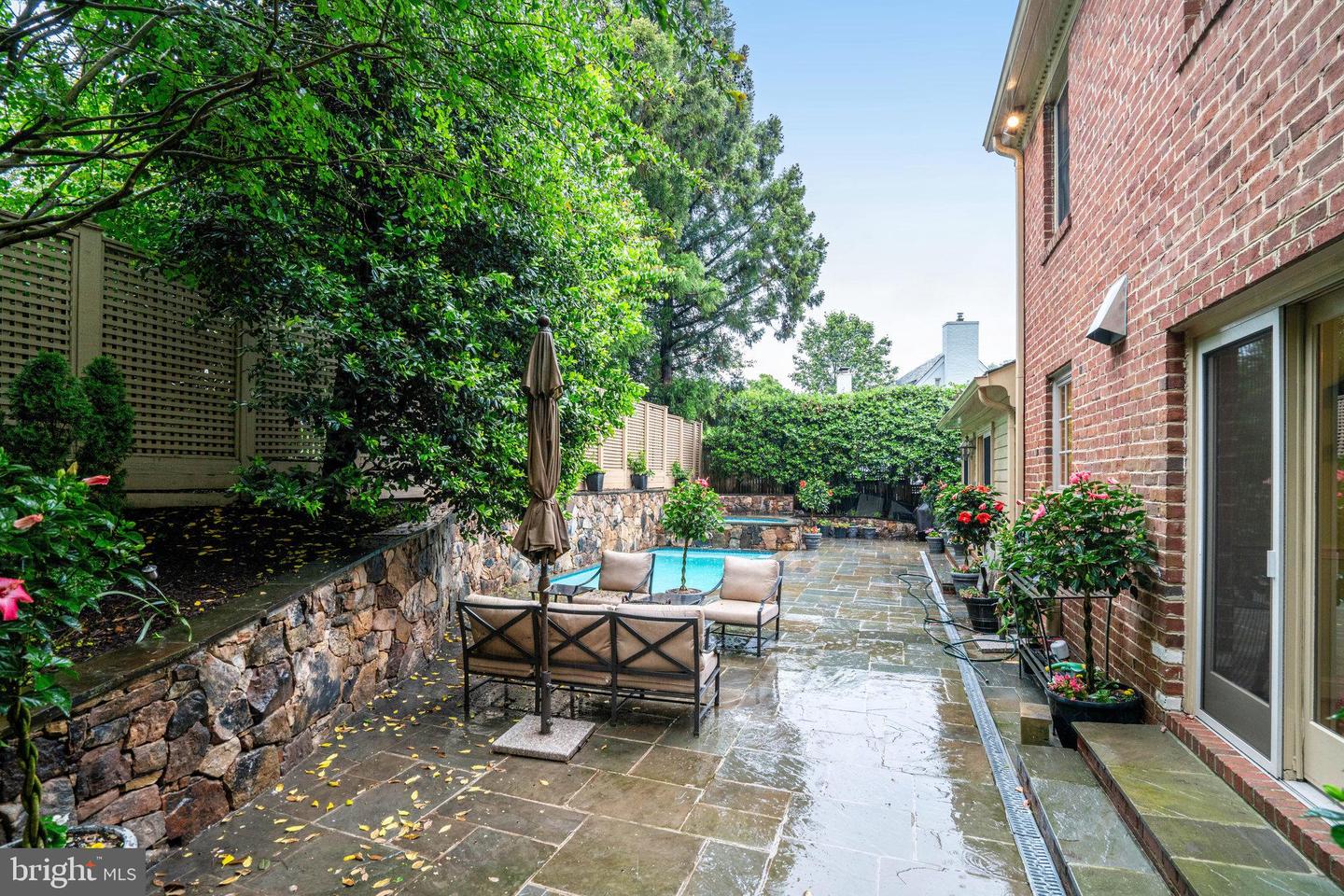 4629 32ND RD N, ARLINGTON, Virginia 22207, 5 Bedrooms Bedrooms, ,4 BathroomsBathrooms,Residential,For sale,4629 32ND RD N,VAAR2057702 MLS # VAAR2057702
