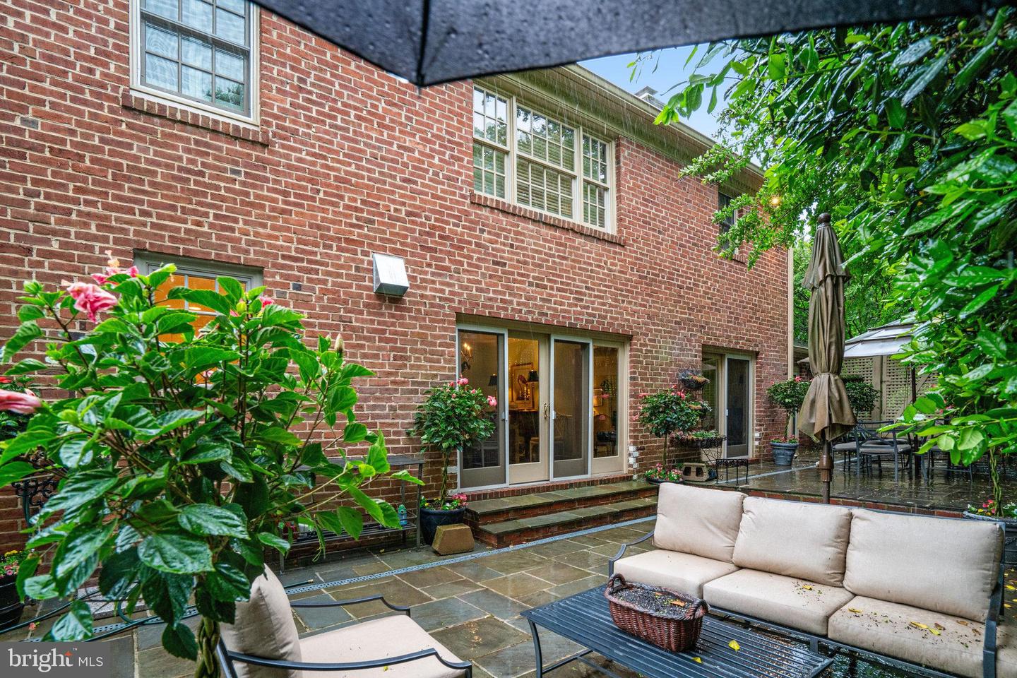 4629 32ND RD N, ARLINGTON, Virginia 22207, 5 Bedrooms Bedrooms, ,4 BathroomsBathrooms,Residential,For sale,4629 32ND RD N,VAAR2057702 MLS # VAAR2057702