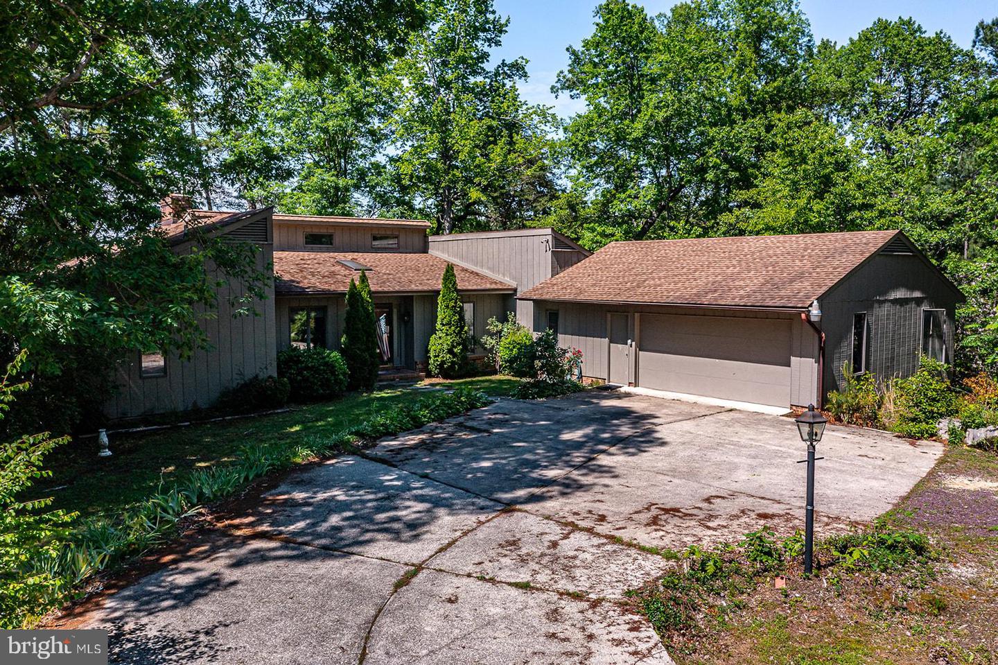 109 KINGFISHER CIRCLE, WEEMS, Virginia 22576, 3 Bedrooms Bedrooms, ,2 BathroomsBathrooms,Residential,For sale,109 KINGFISHER CIRCLE,VALV2000804 MLS # VALV2000804