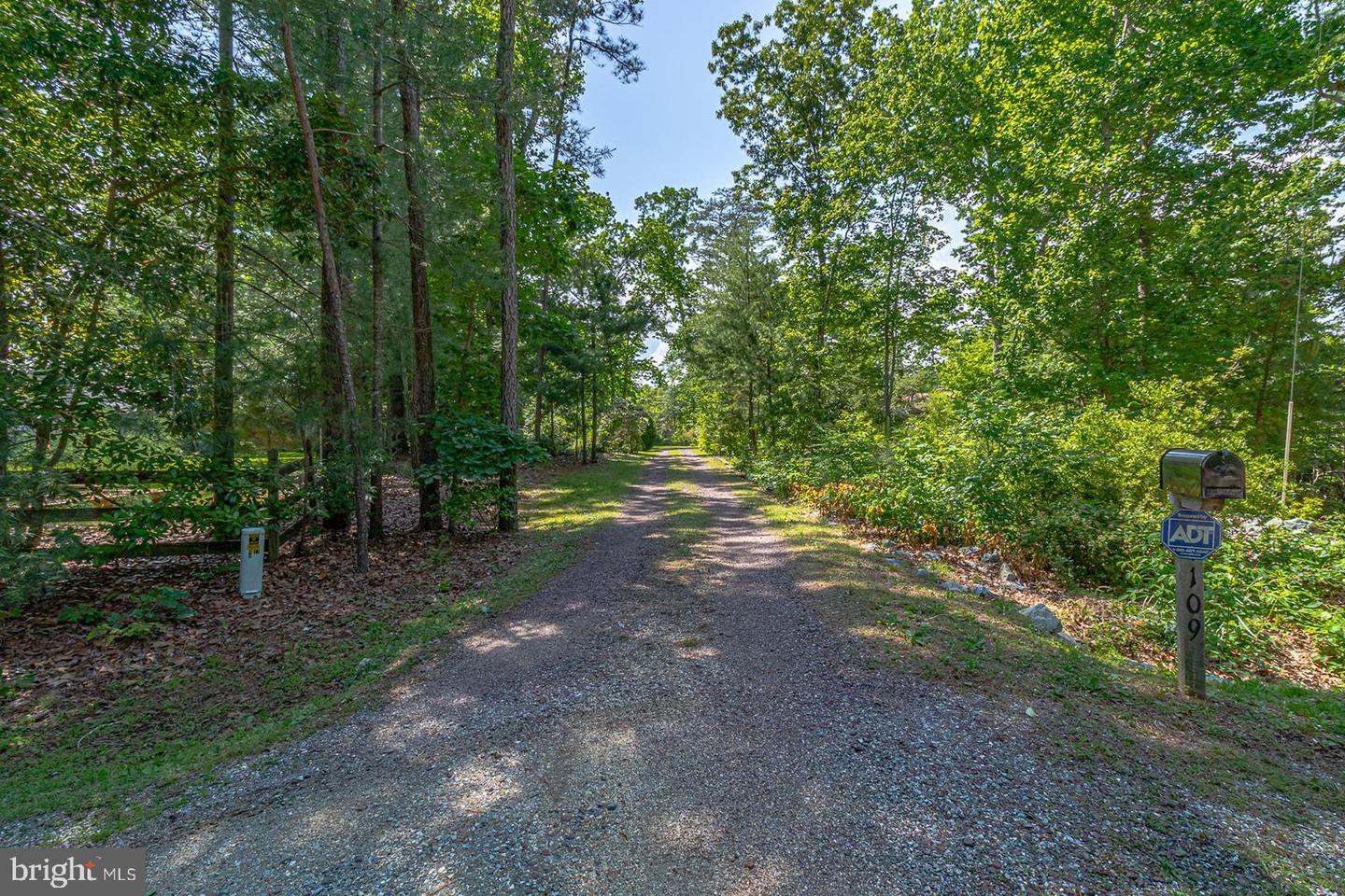 109 KINGFISHER CIRCLE, WEEMS, Virginia 22576, 3 Bedrooms Bedrooms, ,2 BathroomsBathrooms,Residential,For sale,109 KINGFISHER CIRCLE,VALV2000804 MLS # VALV2000804