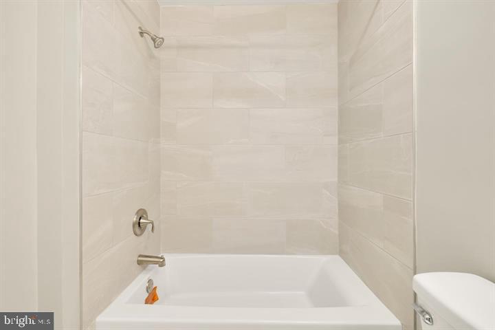 1753 W ST SE #C, WASHINGTON, District Of Columbia 20020, 2 Bedrooms Bedrooms, ,2 BathroomsBathrooms,Residential,For sale,1753 W ST SE #C,DCDC2201234 MLS # DCDC2201234