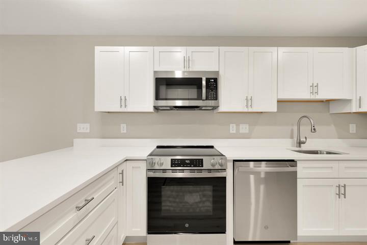 1753 W ST SE #C, WASHINGTON, District Of Columbia 20020, 2 Bedrooms Bedrooms, ,2 BathroomsBathrooms,Residential,For sale,1753 W ST SE #C,DCDC2201234 MLS # DCDC2201234