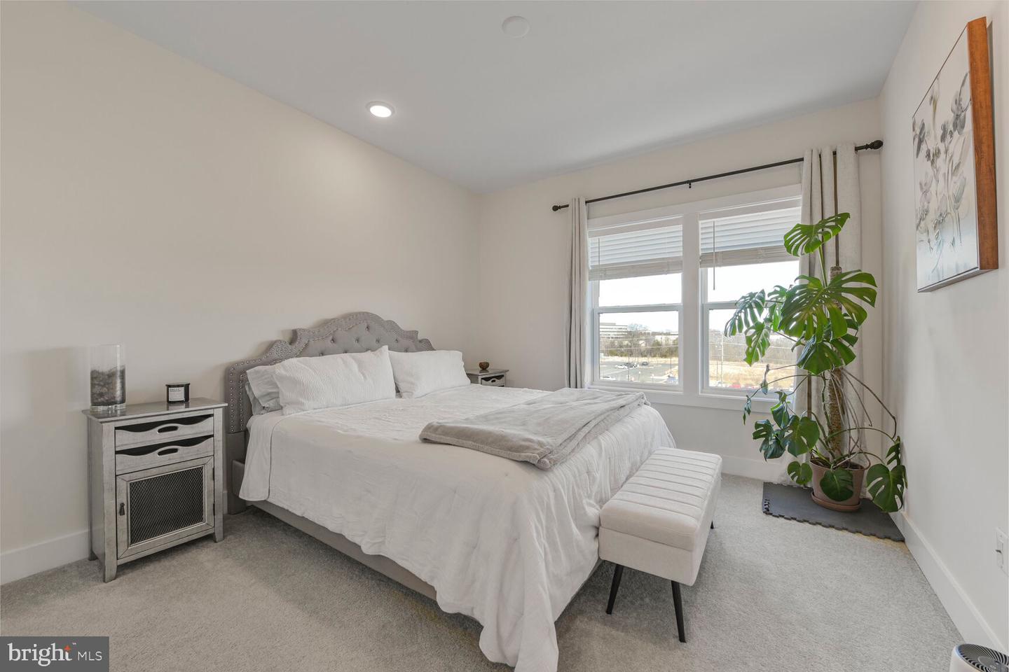 44878 TIVERTON SQ, ASHBURN, Virginia 20147, 3 Bedrooms Bedrooms, ,2 BathroomsBathrooms,Residential,For sale,44878 TIVERTON SQ,VALO2096812 MLS # VALO2096812