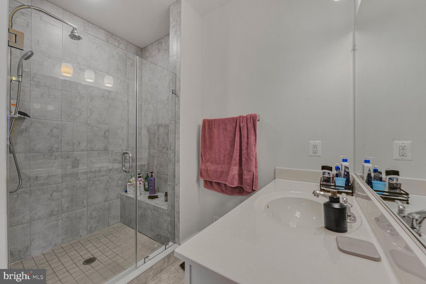 44878 TIVERTON SQ, ASHBURN, Virginia 20147, 3 Bedrooms Bedrooms, ,2 BathroomsBathrooms,Residential,For sale,44878 TIVERTON SQ,VALO2096812 MLS # VALO2096812