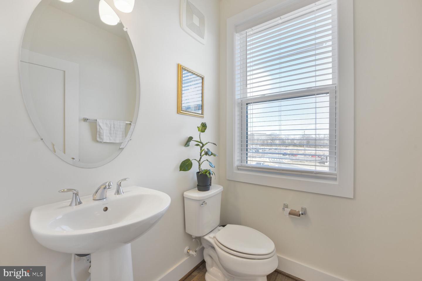 44878 TIVERTON SQ, ASHBURN, Virginia 20147, 3 Bedrooms Bedrooms, ,2 BathroomsBathrooms,Residential,For sale,44878 TIVERTON SQ,VALO2096812 MLS # VALO2096812