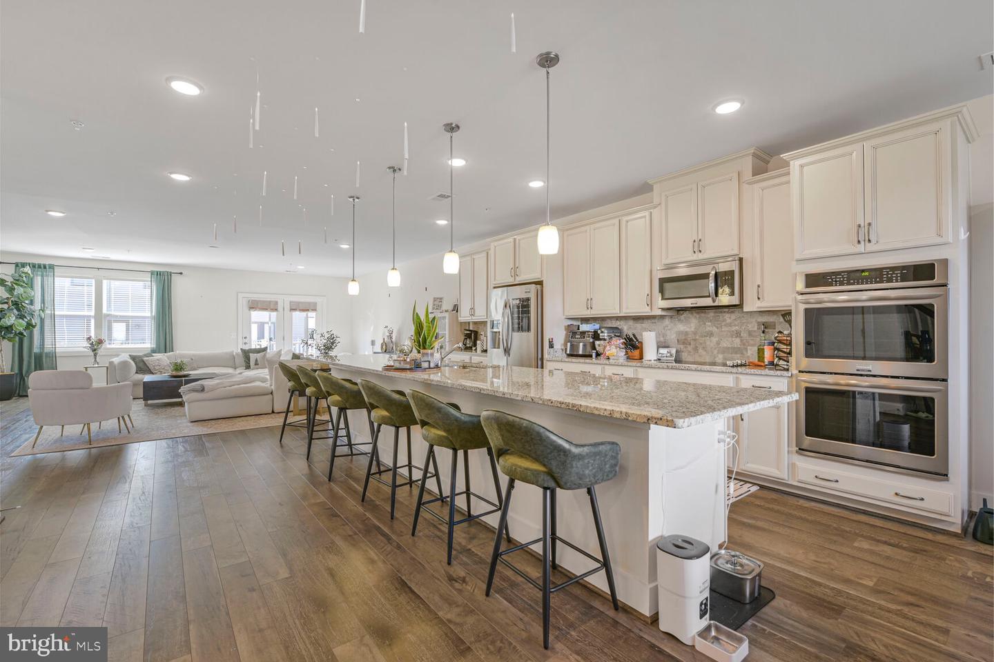 44878 TIVERTON SQ, ASHBURN, Virginia 20147, 3 Bedrooms Bedrooms, ,2 BathroomsBathrooms,Residential,For sale,44878 TIVERTON SQ,VALO2096812 MLS # VALO2096812