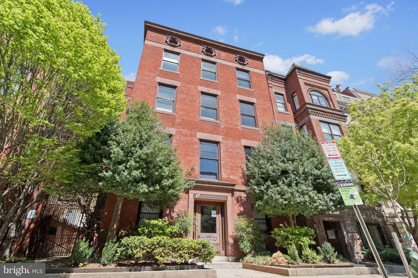 1719 N ST NW, WASHINGTON, District Of Columbia 20036, 11 Bedrooms Bedrooms, ,1 BathroomBathrooms,Residential,For sale,1719 N ST NW,DCDC2201276 MLS # DCDC2201276