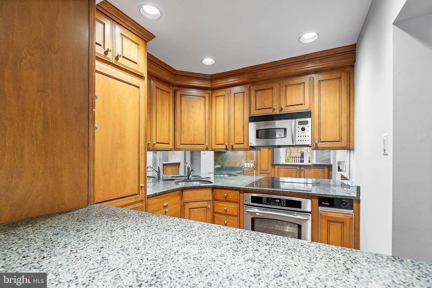 544 N SAINT ASAPH ST, ALEXANDRIA, Virginia 22314, 2 Bedrooms Bedrooms, ,2 BathroomsBathrooms,Residential,For sale,544 N SAINT ASAPH ST,VAAX2043204 MLS # VAAX2043204