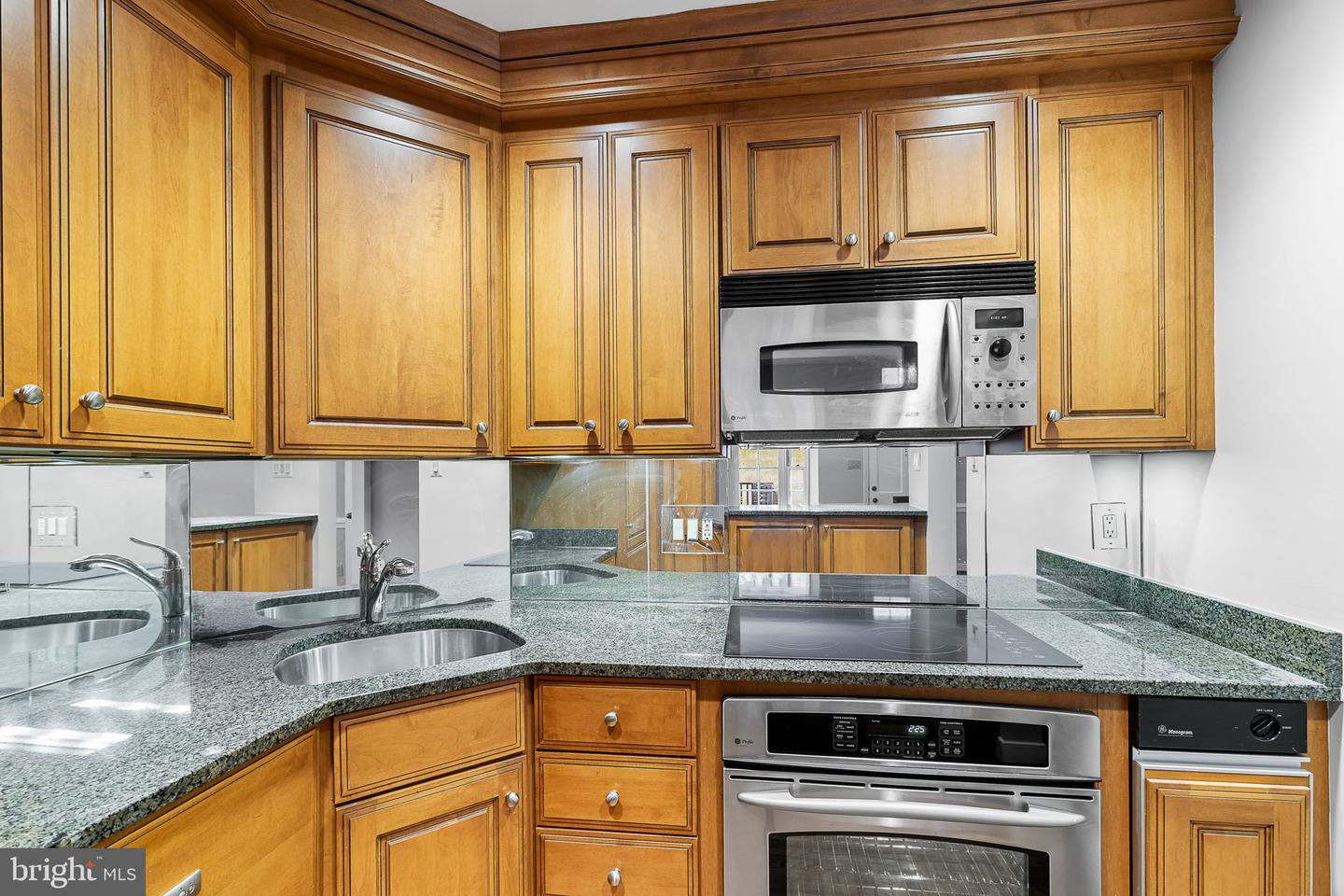 544 N SAINT ASAPH ST, ALEXANDRIA, Virginia 22314, 2 Bedrooms Bedrooms, ,2 BathroomsBathrooms,Residential,For sale,544 N SAINT ASAPH ST,VAAX2043204 MLS # VAAX2043204