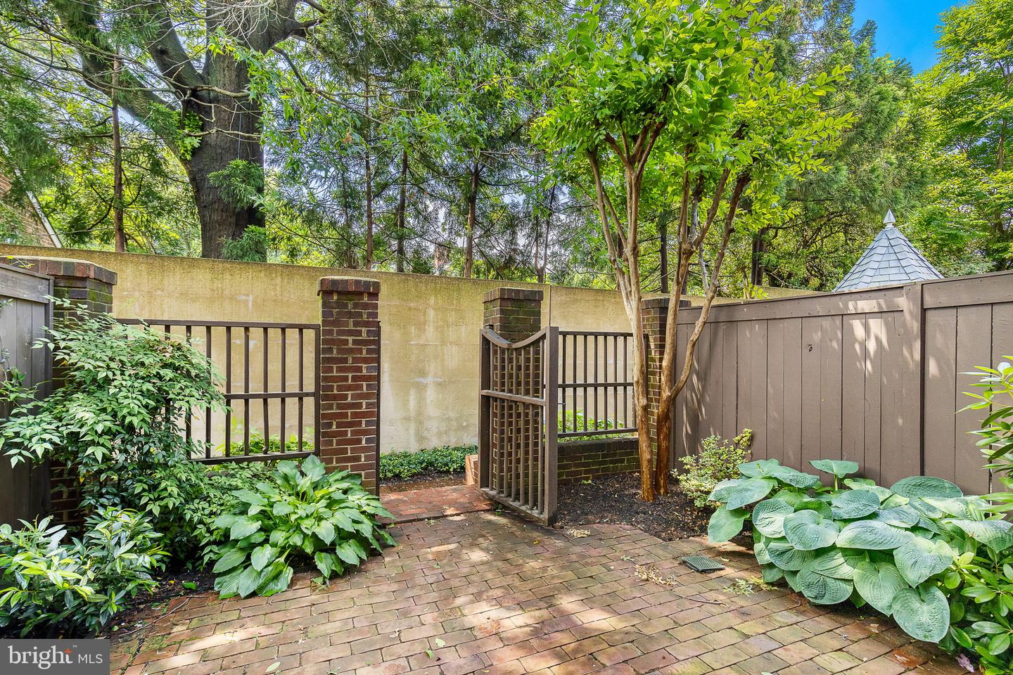 544 N SAINT ASAPH ST, ALEXANDRIA, Virginia 22314, 2 Bedrooms Bedrooms, ,2 BathroomsBathrooms,Residential,For sale,544 N SAINT ASAPH ST,VAAX2043204 MLS # VAAX2043204