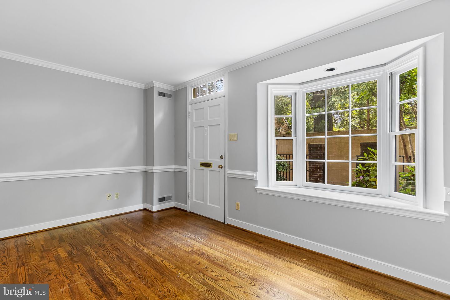 544 N SAINT ASAPH ST, ALEXANDRIA, Virginia 22314, 2 Bedrooms Bedrooms, ,2 BathroomsBathrooms,Residential,For sale,544 N SAINT ASAPH ST,VAAX2043204 MLS # VAAX2043204
