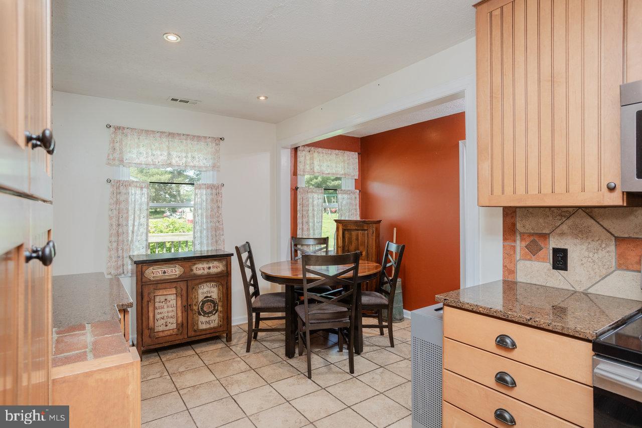 759 READUS RD, EDINBURG, Virginia 22824, 4 Bedrooms Bedrooms, ,2 BathroomsBathrooms,Residential,For sale,759 READUS RD,VASH2011234 MLS # VASH2011234
