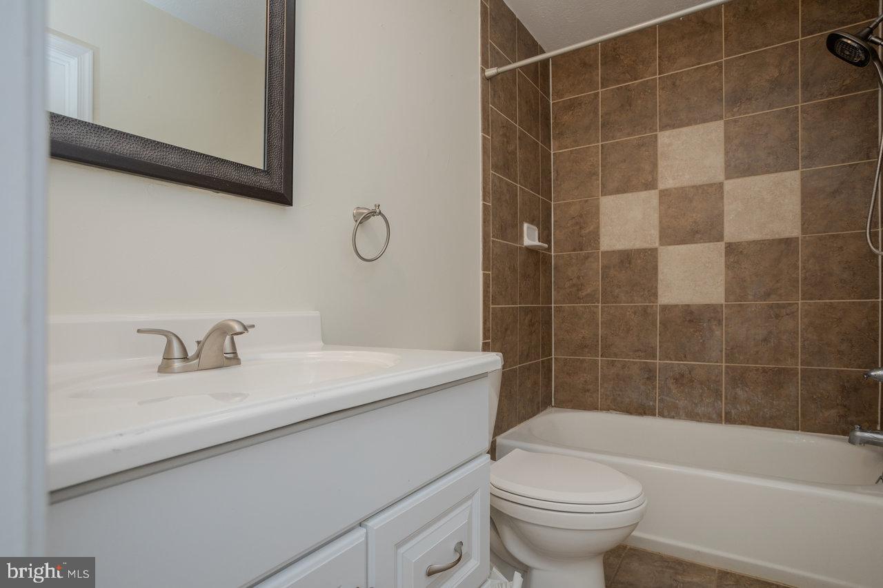 759 READUS RD, EDINBURG, Virginia 22824, 4 Bedrooms Bedrooms, ,2 BathroomsBathrooms,Residential,For sale,759 READUS RD,VASH2011234 MLS # VASH2011234