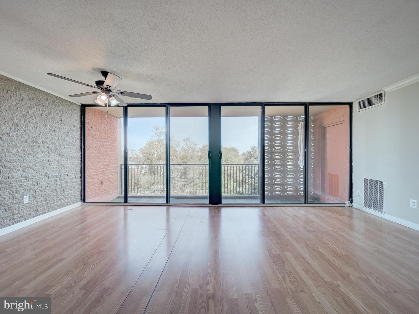 16 S VAN DORN ST #503, ALEXANDRIA, Virginia 22304, 2 Bedrooms Bedrooms, ,1 BathroomBathrooms,Residential,For sale,16 S VAN DORN ST #503,VAAX2044420 MLS # VAAX2044420