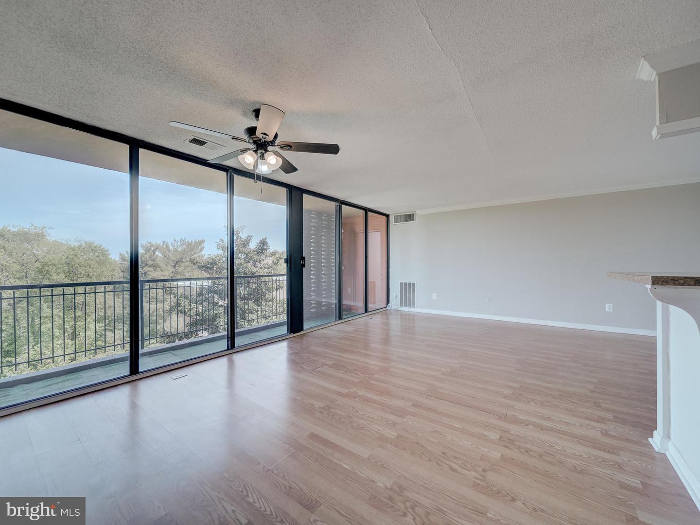 16 S VAN DORN ST #503, ALEXANDRIA, Virginia 22304, 2 Bedrooms Bedrooms, ,1 BathroomBathrooms,Residential,For sale,16 S VAN DORN ST #503,VAAX2044420 MLS # VAAX2044420