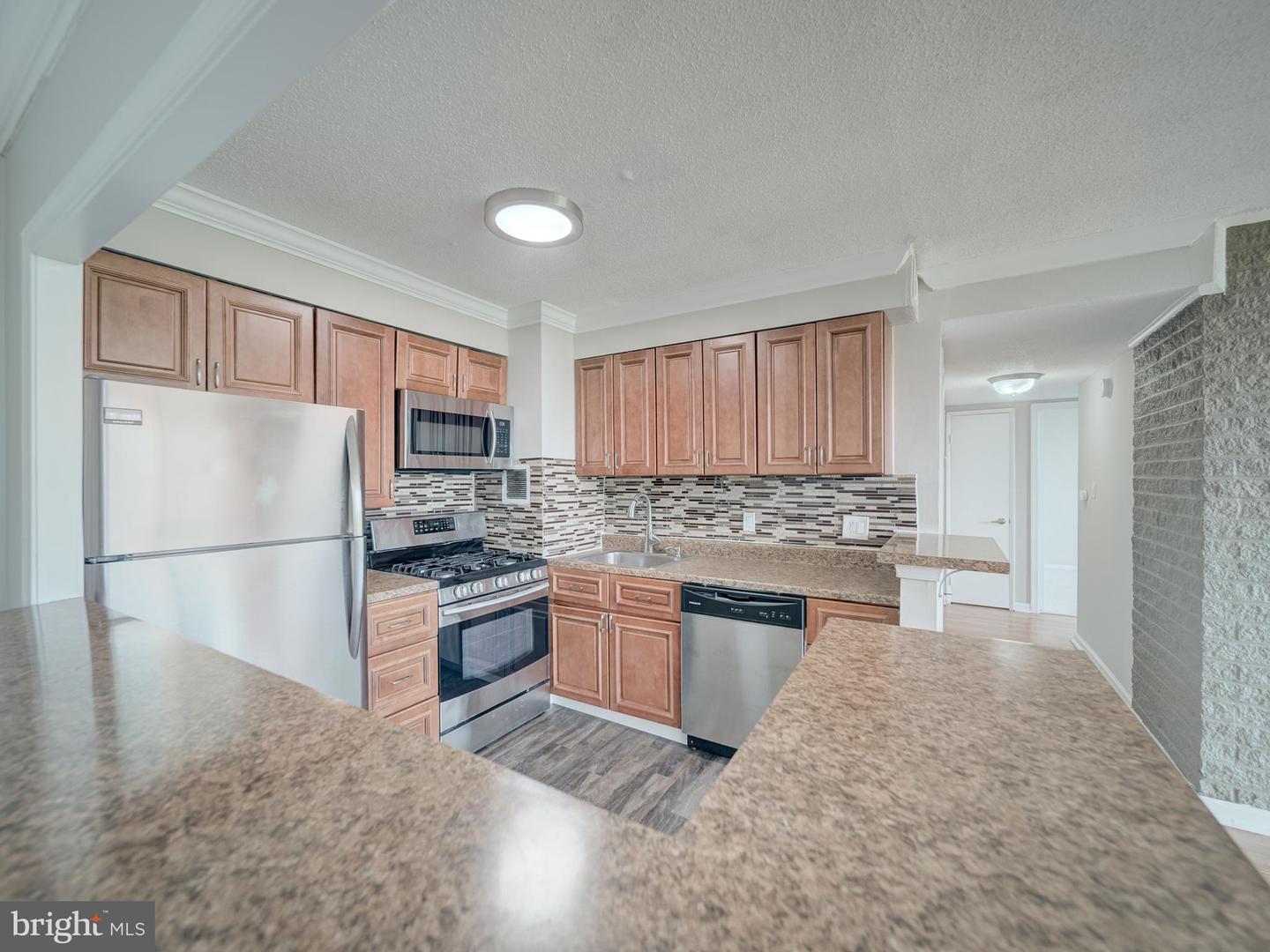 16 S VAN DORN ST #503, ALEXANDRIA, Virginia 22304, 2 Bedrooms Bedrooms, ,1 BathroomBathrooms,Residential,For sale,16 S VAN DORN ST #503,VAAX2044420 MLS # VAAX2044420