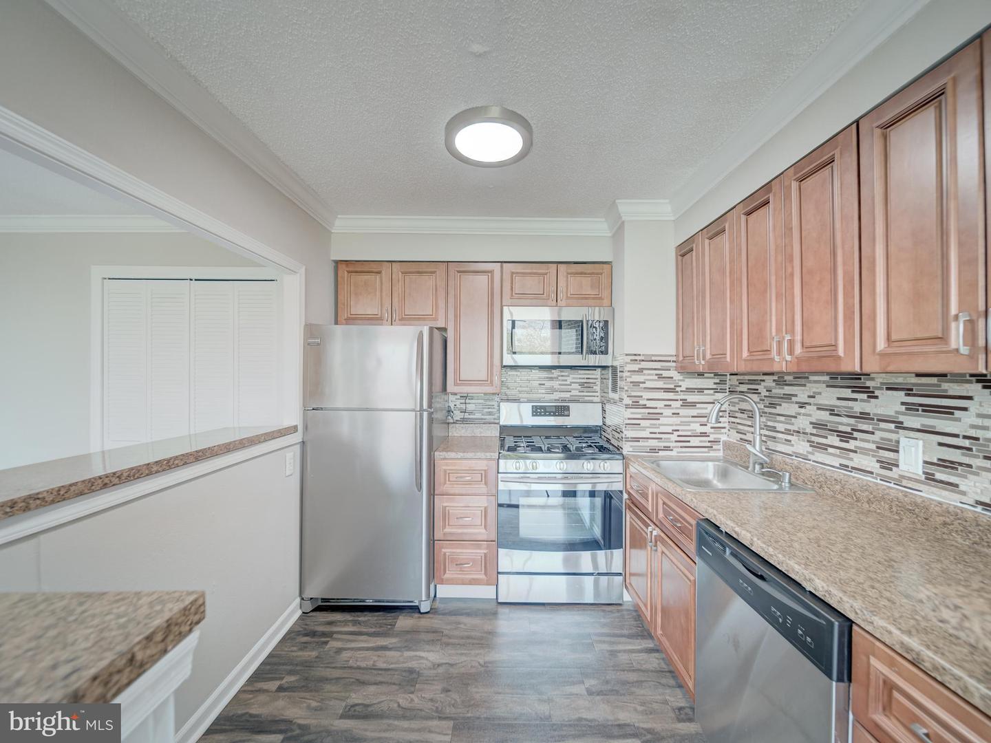 16 S VAN DORN ST #503, ALEXANDRIA, Virginia 22304, 2 Bedrooms Bedrooms, ,1 BathroomBathrooms,Residential,For sale,16 S VAN DORN ST #503,VAAX2044420 MLS # VAAX2044420
