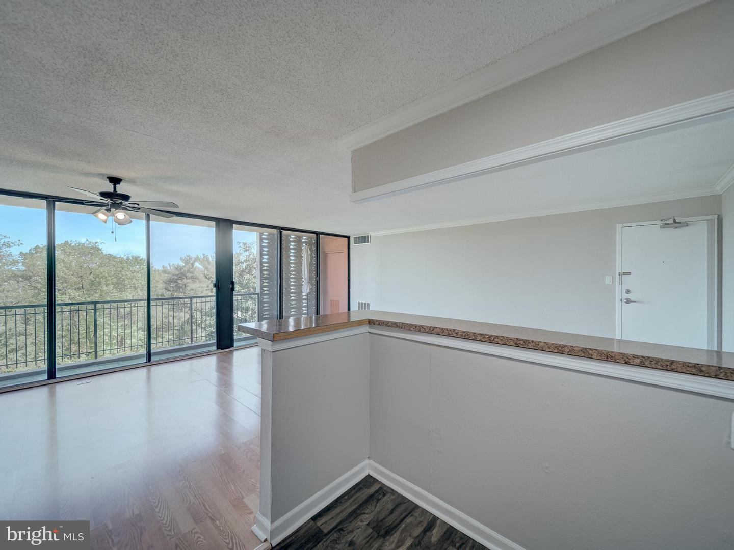 16 S VAN DORN ST #503, ALEXANDRIA, Virginia 22304, 2 Bedrooms Bedrooms, ,1 BathroomBathrooms,Residential,For sale,16 S VAN DORN ST #503,VAAX2044420 MLS # VAAX2044420