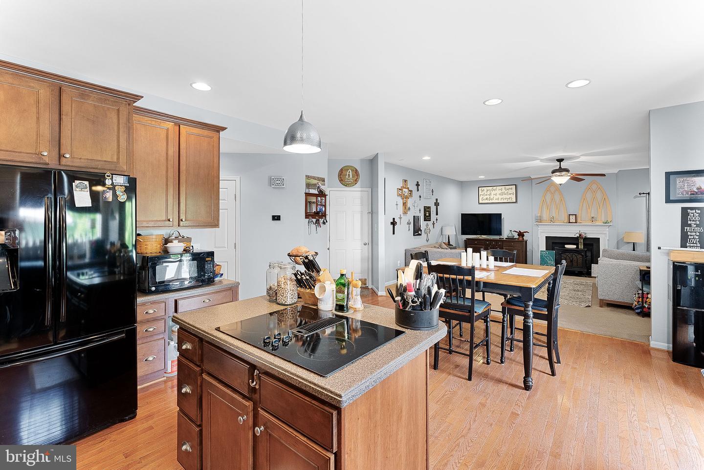 10799 REYNARD FOX LN, BEALETON, Virginia 22712, 5 Bedrooms Bedrooms, ,3 BathroomsBathrooms,Residential,For sale,10799 REYNARD FOX LN,VAFQ2016360 MLS # VAFQ2016360