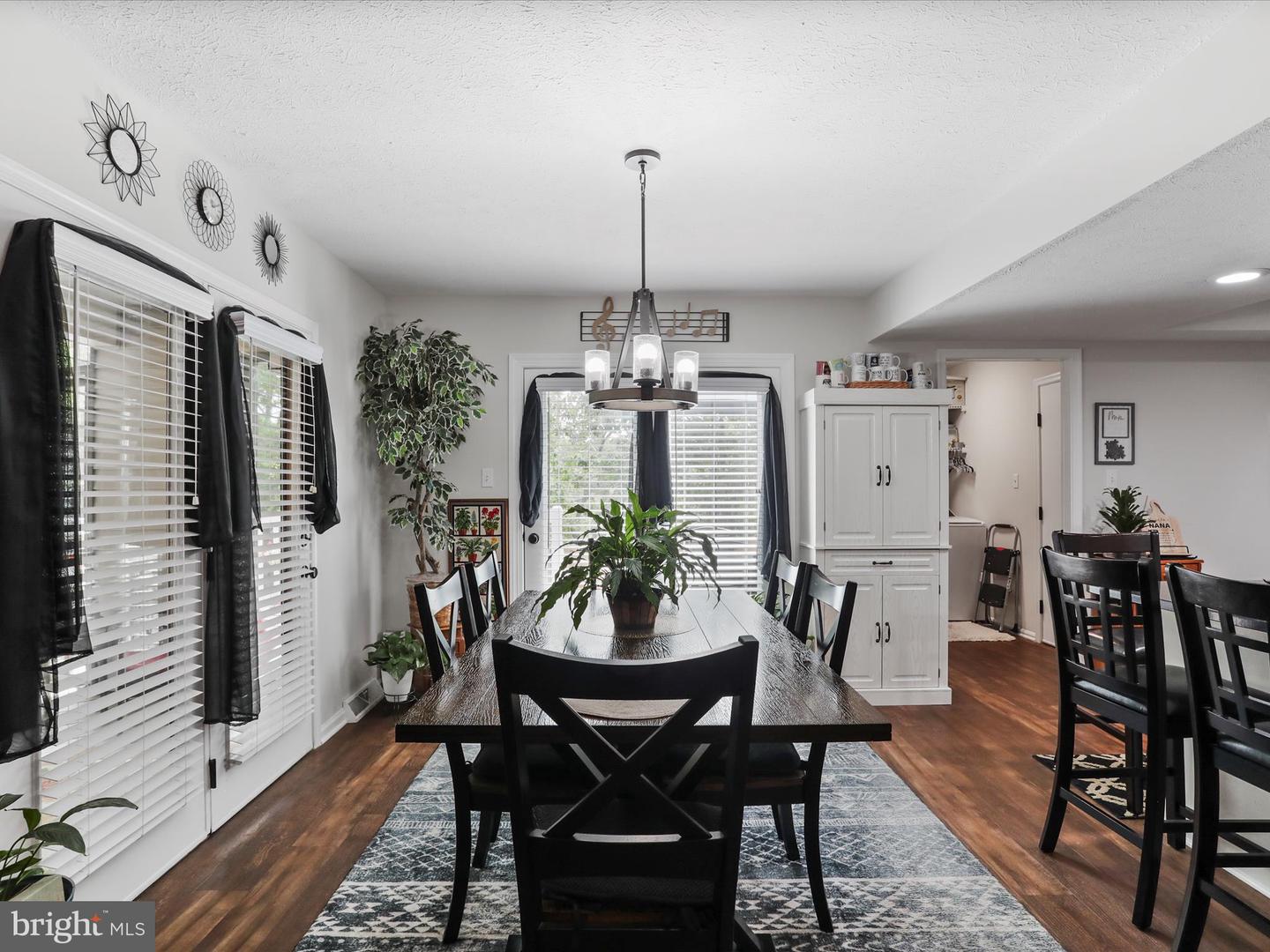 1246 LAKEVIEW DR, CROSS JUNCTION, Virginia 22625, 4 Bedrooms Bedrooms, ,2 BathroomsBathrooms,Residential,For sale,1246 LAKEVIEW DR,VAFV2033764 MLS # VAFV2033764