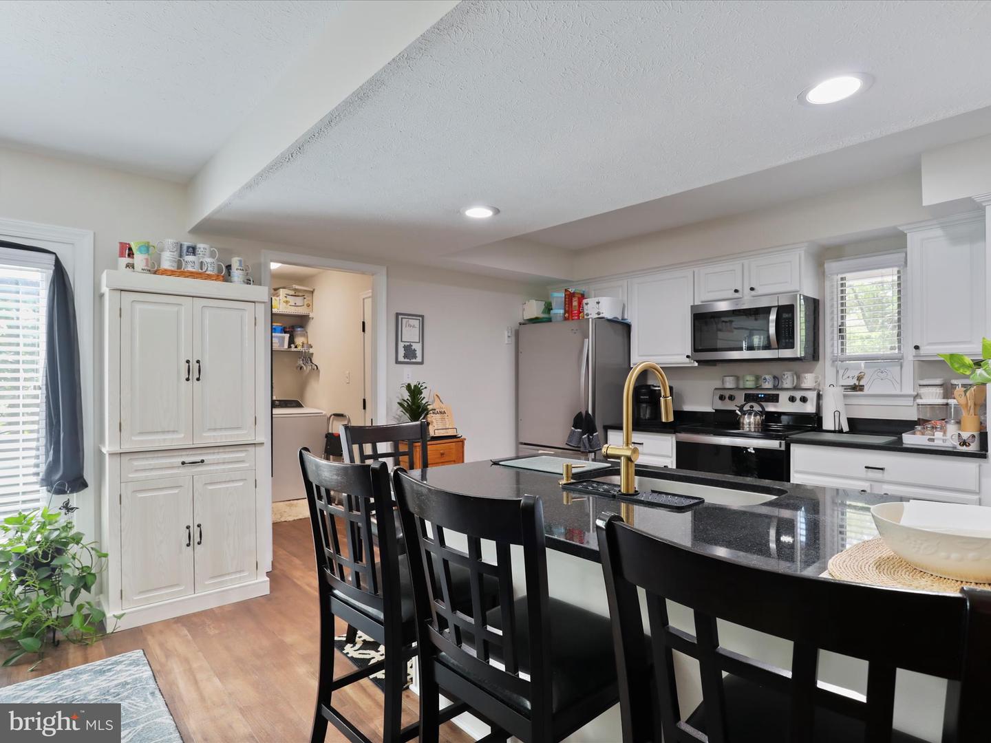 1246 LAKEVIEW DR, CROSS JUNCTION, Virginia 22625, 4 Bedrooms Bedrooms, ,2 BathroomsBathrooms,Residential,For sale,1246 LAKEVIEW DR,VAFV2033764 MLS # VAFV2033764