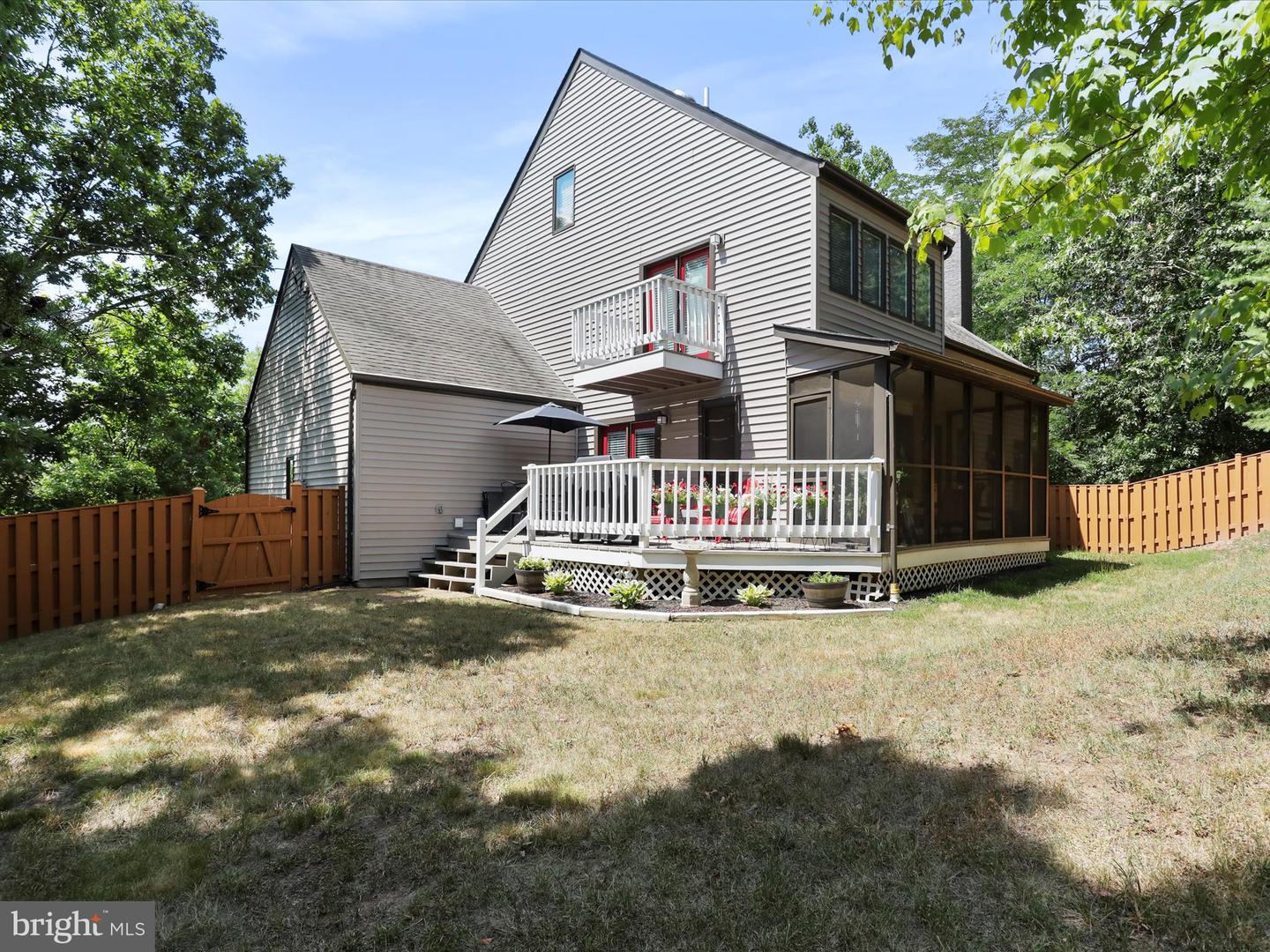 1246 LAKEVIEW DR, CROSS JUNCTION, Virginia 22625, 4 Bedrooms Bedrooms, ,2 BathroomsBathrooms,Residential,For sale,1246 LAKEVIEW DR,VAFV2033764 MLS # VAFV2033764