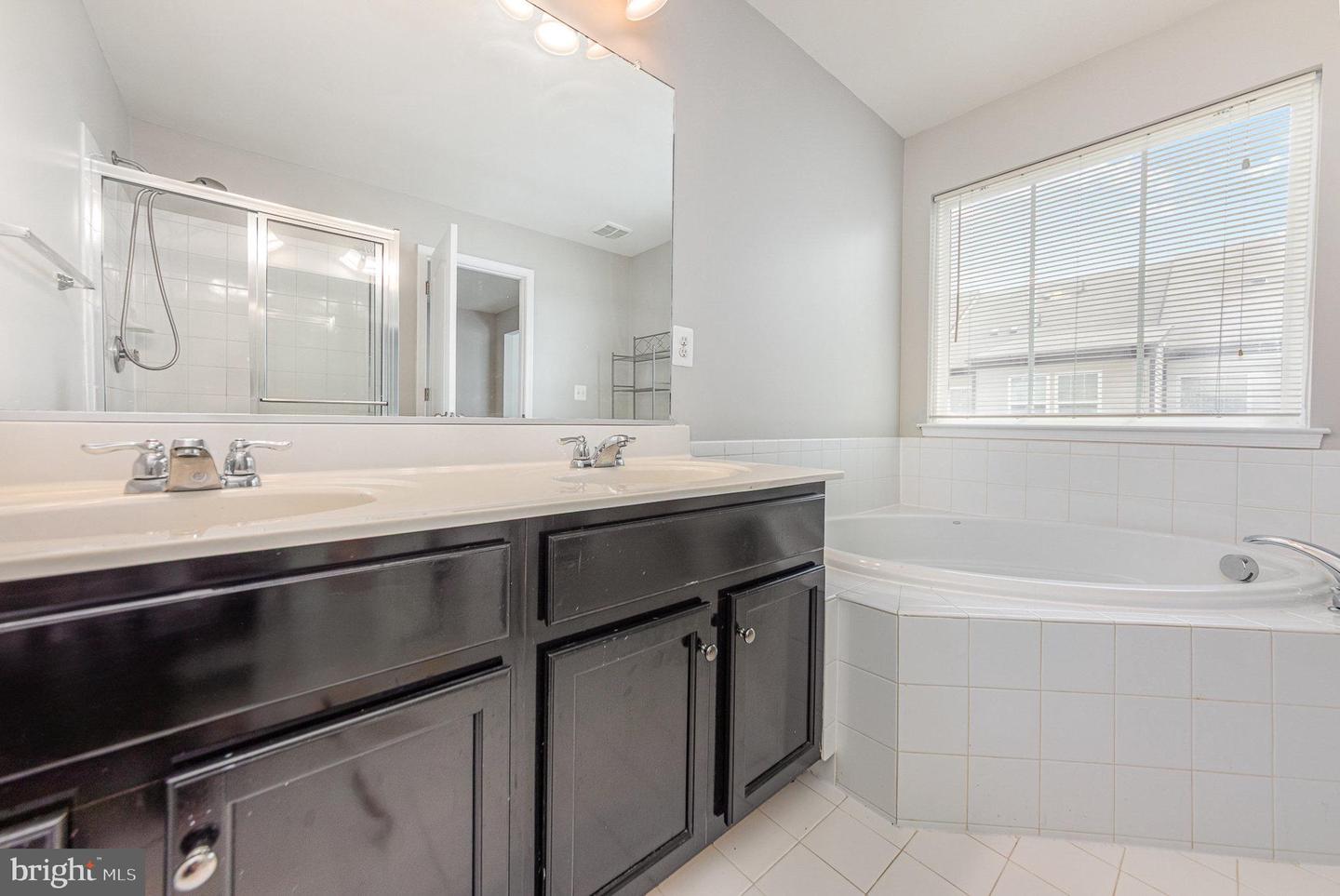 102 DRAYMAN LN #42, STAFFORD, Virginia 22554, 3 Bedrooms Bedrooms, ,2 BathroomsBathrooms,Residential,For sale,102 DRAYMAN LN #42,VAST2038314 MLS # VAST2038314