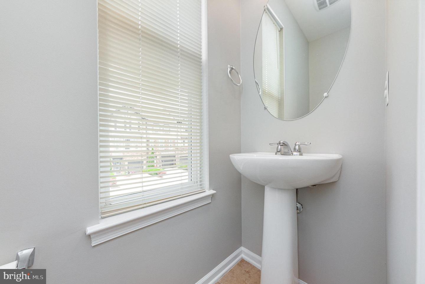 102 DRAYMAN LN #42, STAFFORD, Virginia 22554, 3 Bedrooms Bedrooms, ,2 BathroomsBathrooms,Residential,For sale,102 DRAYMAN LN #42,VAST2038314 MLS # VAST2038314