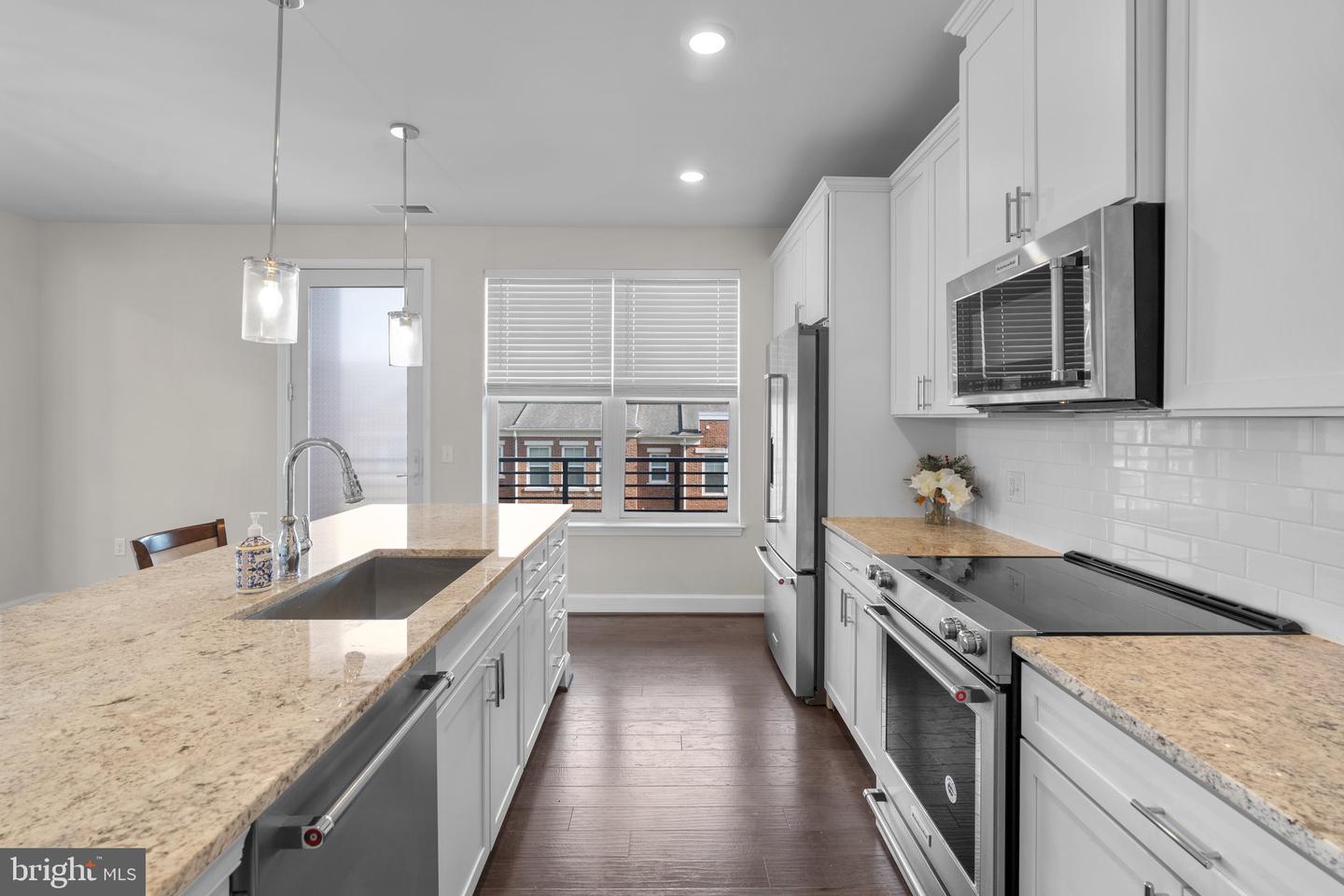 2960 VADEN DR #2-312, FAIRFAX, Virginia 22031, 2 Bedrooms Bedrooms, ,2 BathroomsBathrooms,Residential,For sale,2960 VADEN DR #2-312,VAFX2237888 MLS # VAFX2237888