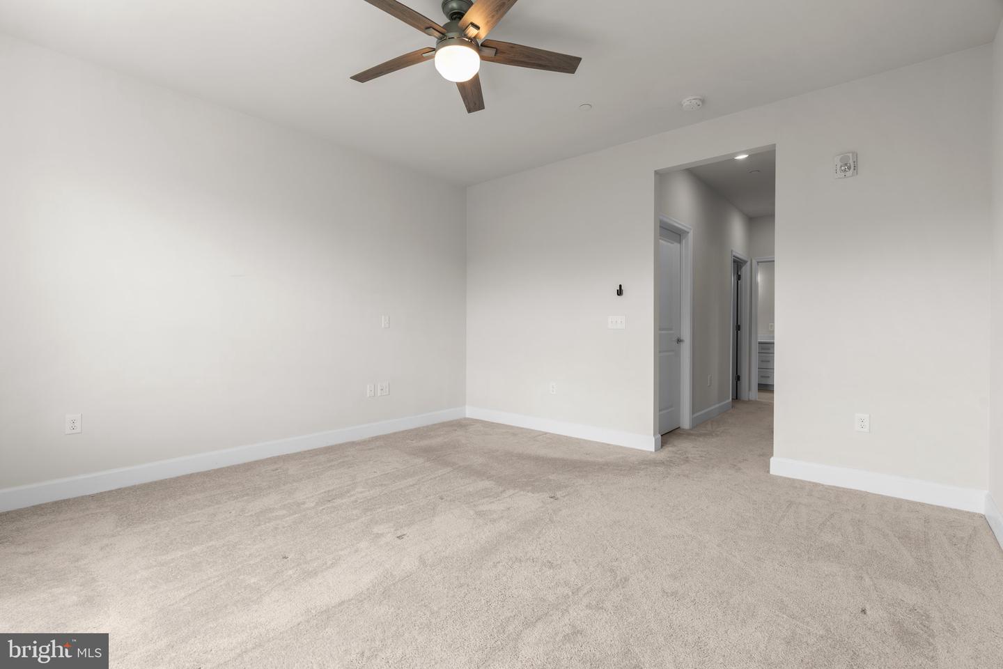 2960 VADEN DR #2-312, FAIRFAX, Virginia 22031, 2 Bedrooms Bedrooms, ,2 BathroomsBathrooms,Residential,For sale,2960 VADEN DR #2-312,VAFX2237888 MLS # VAFX2237888