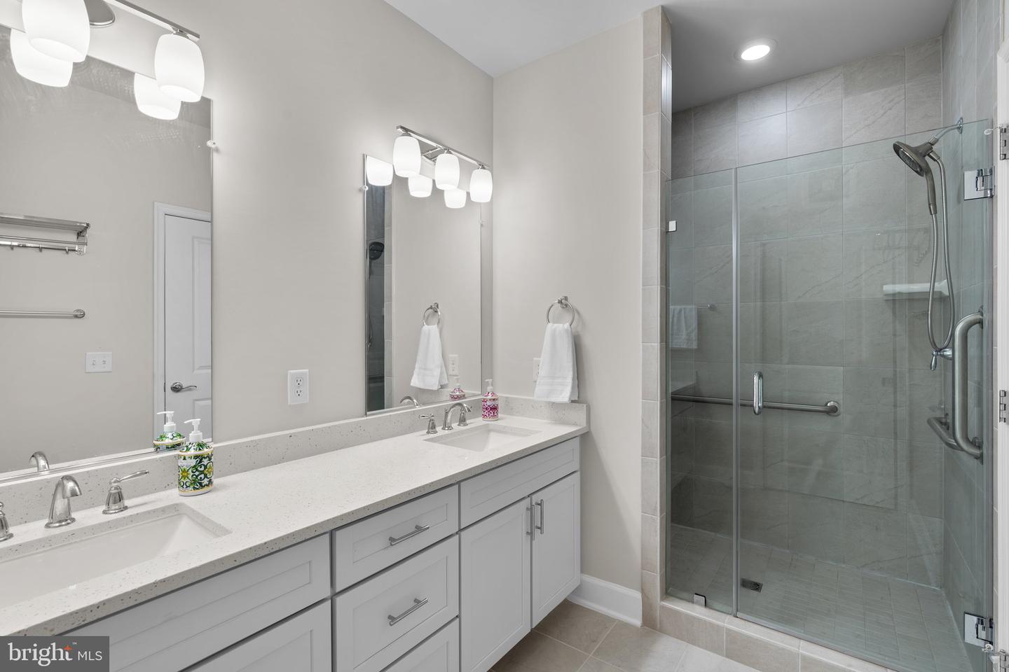2960 VADEN DR #2-312, FAIRFAX, Virginia 22031, 2 Bedrooms Bedrooms, ,2 BathroomsBathrooms,Residential,For sale,2960 VADEN DR #2-312,VAFX2237888 MLS # VAFX2237888