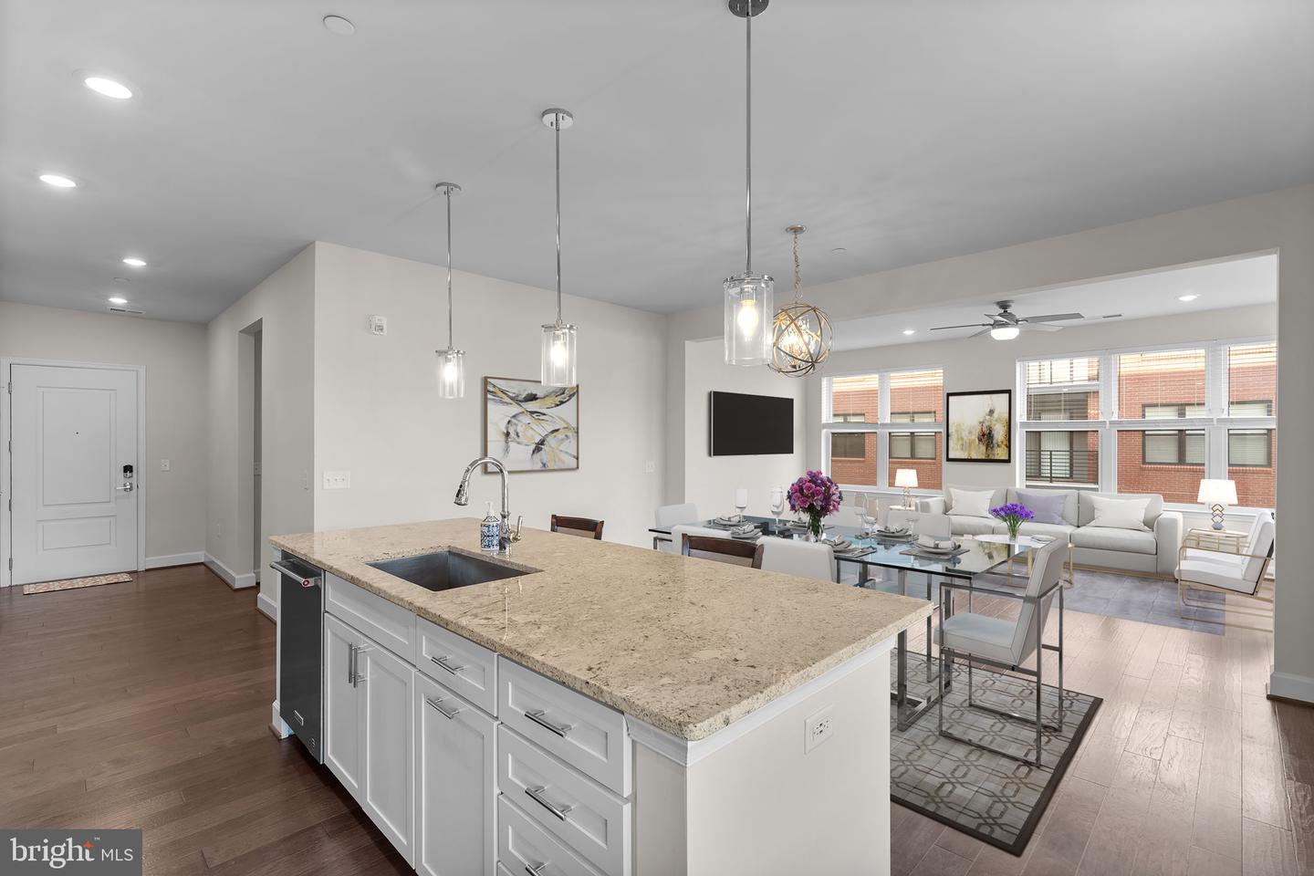2960 VADEN DR #2-312, FAIRFAX, Virginia 22031, 2 Bedrooms Bedrooms, ,2 BathroomsBathrooms,Residential,For sale,2960 VADEN DR #2-312,VAFX2237888 MLS # VAFX2237888