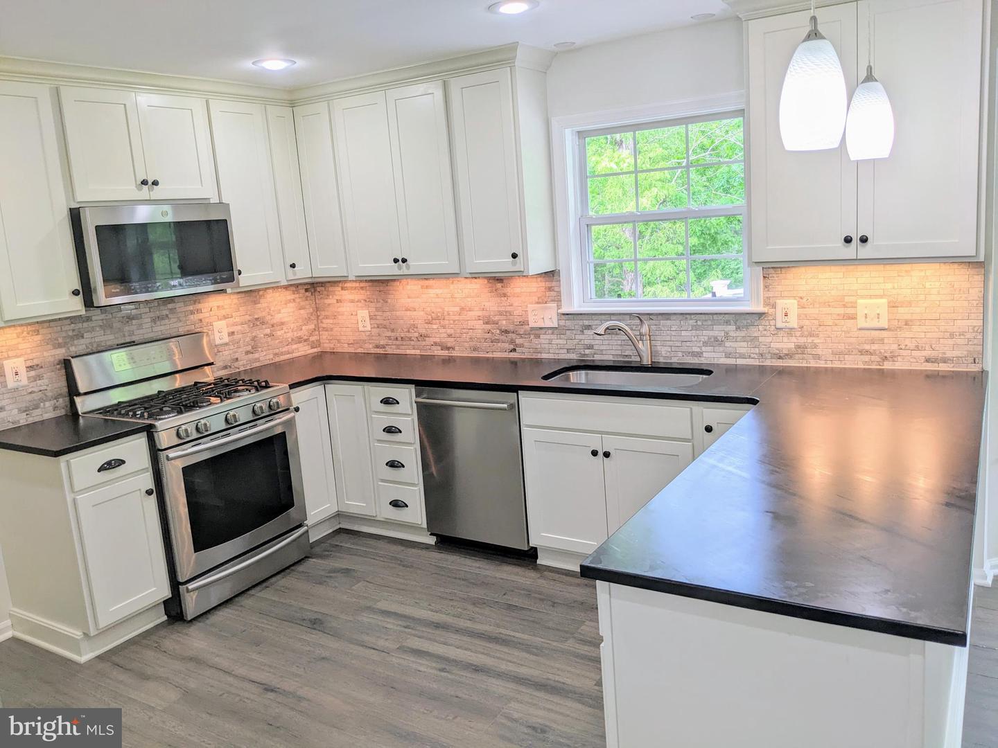 9730 ALLEGRO DR, MANASSAS, Virginia 20112, 5 Bedrooms Bedrooms, ,2 BathroomsBathrooms,Residential,For sale,9730 ALLEGRO DR,VAPW2093752 MLS # VAPW2093752