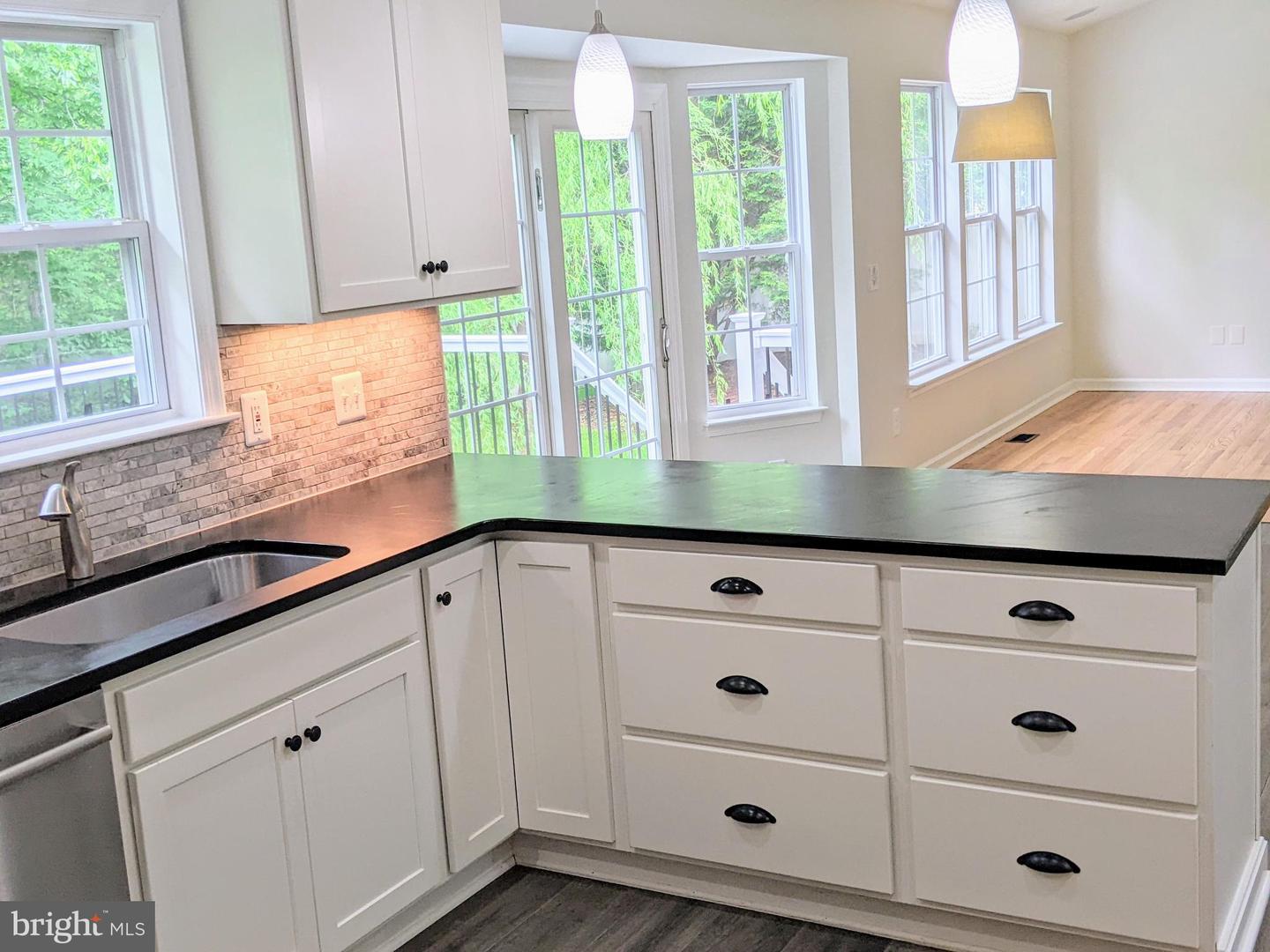 9730 ALLEGRO DR, MANASSAS, Virginia 20112, 5 Bedrooms Bedrooms, ,2 BathroomsBathrooms,Residential,For sale,9730 ALLEGRO DR,VAPW2093752 MLS # VAPW2093752