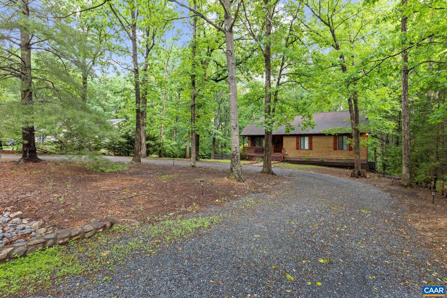 10 DARBY LN, PALMYRA, Virginia 22963, 4 Bedrooms Bedrooms, ,3 BathroomsBathrooms,Residential,For sale,10 DARBY LN,664059 MLS # 664059