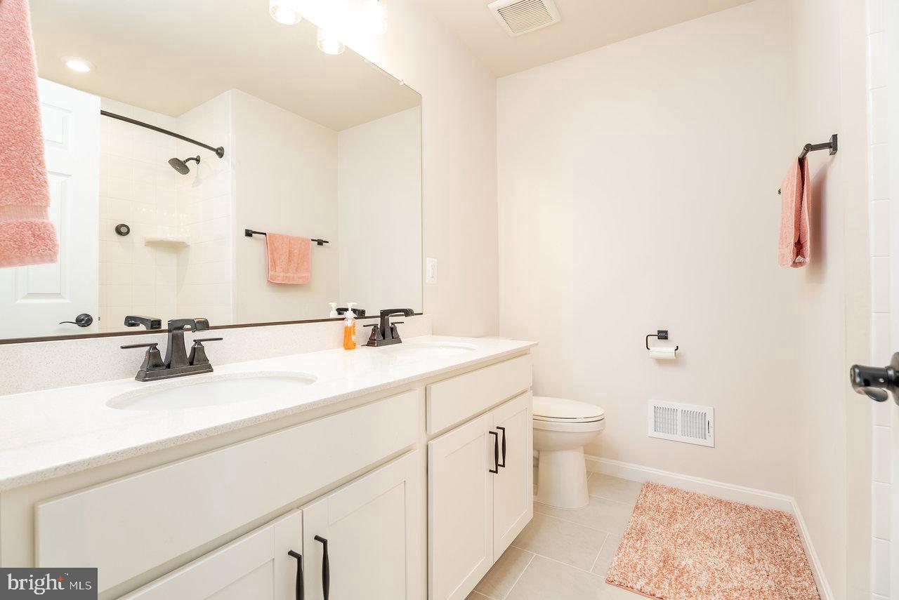 131 SEVENTH ST, MIDDLETOWN, Virginia 22645, 3 Bedrooms Bedrooms, ,2 BathroomsBathrooms,Residential,For sale,131 SEVENTH ST,VAFV2033924 MLS # VAFV2033924