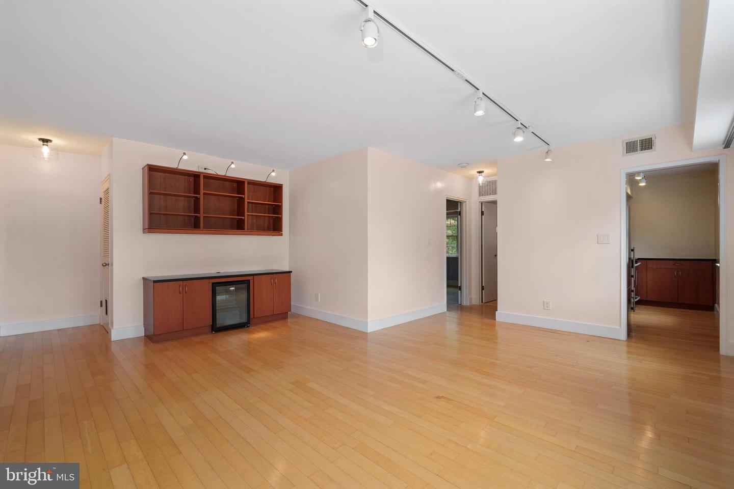 1301 N ODE ST #135, ARLINGTON, Virginia 22209, 1 Bedroom Bedrooms, ,1 BathroomBathrooms,Residential,For sale,1301 N ODE ST #135,VAAR2057038 MLS # VAAR2057038